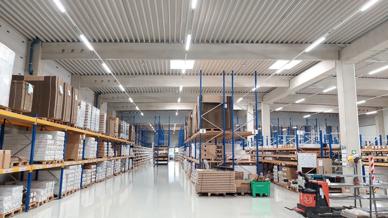 A Guide to Customizing LED Strip Lights to Meet Your Needs