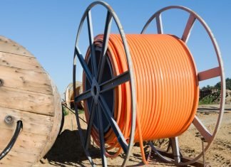 How Can You Choose the Right Fiber Optics Products Supplier for Your Business?